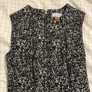 Calvin Klein dress, perfect to throw on for work! Size 2